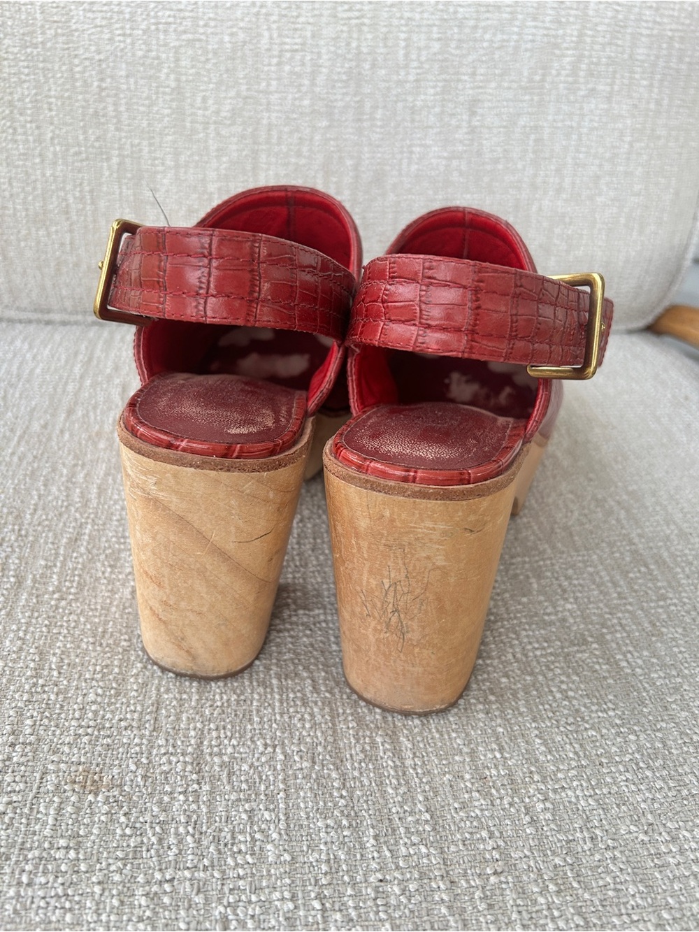 Charlotte Stone Red Croc-Embossed Leather Platform Clogs - Picture 4 of 5